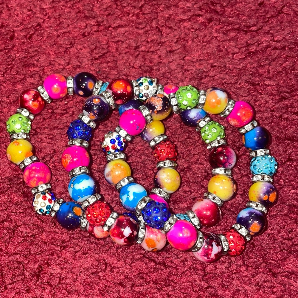 Set of 3 colorful bracelets